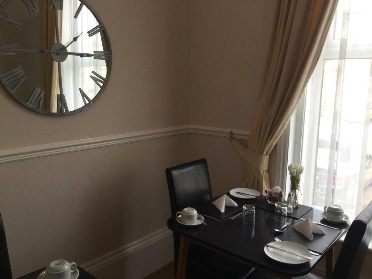 Clare House Hotel Dover Bagian luar foto
