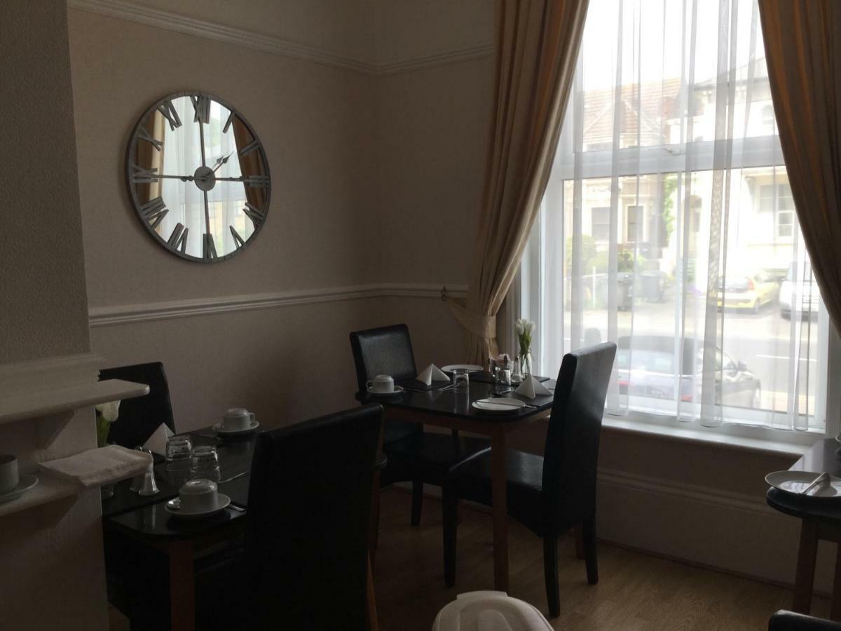 Clare House Hotel Dover Bagian luar foto